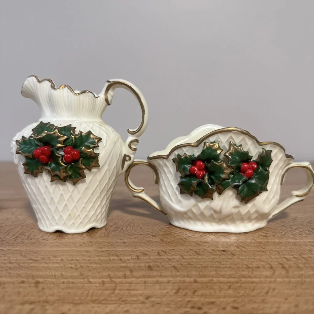 Ceramic Holiday Christmas Holly Berry Small Pitcher Creamer Sugar Set Vintage